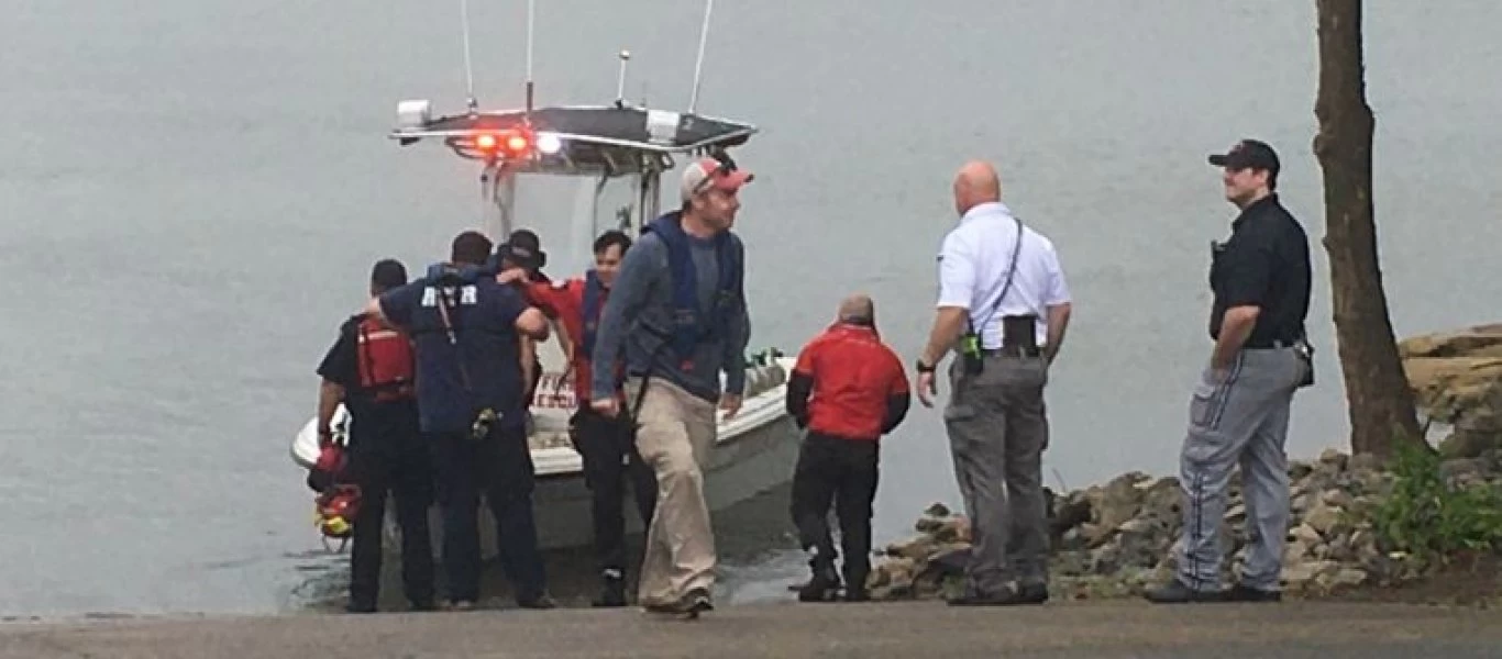 Τραγωδία στο Τενεσί: Συνετρίβη αεροπλάνο - Νεκροί και οι 7 επιβαίνοντες (φώτο)